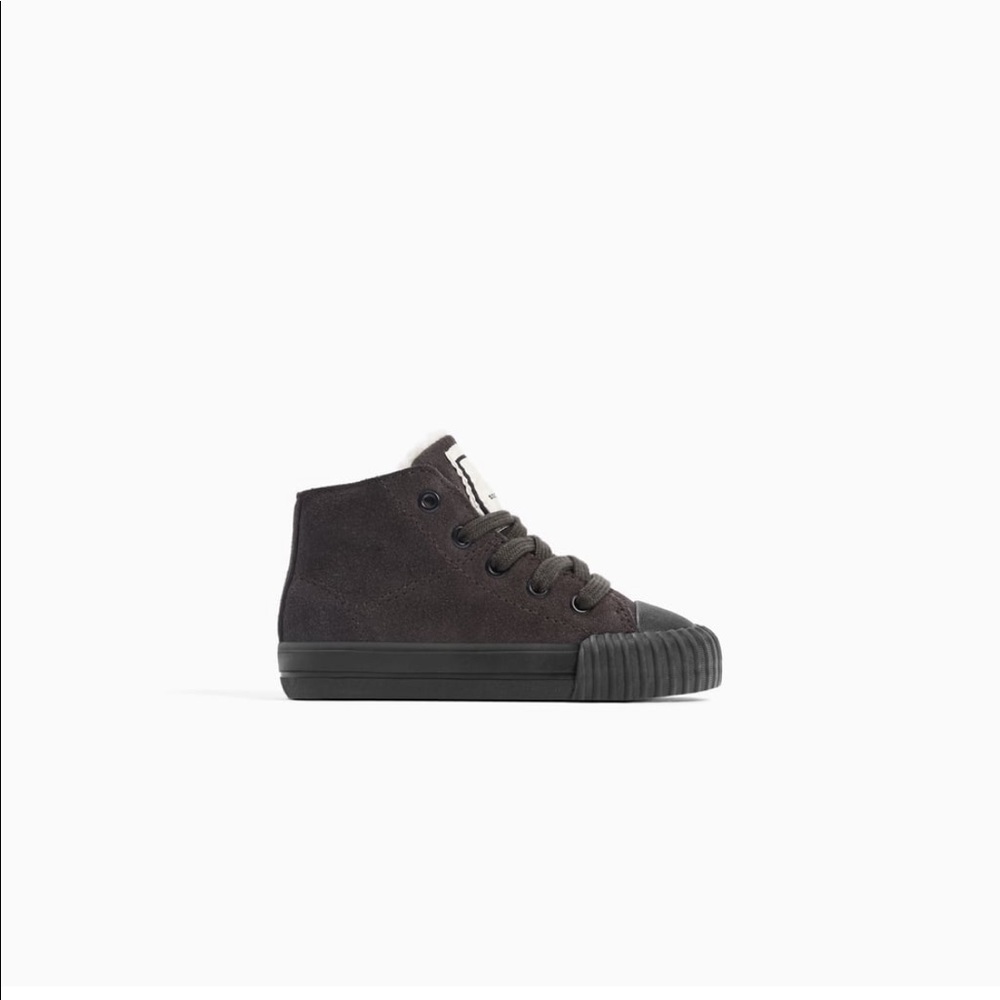 Zara Leather Hightop Sneakers Sz 22, US 6.5